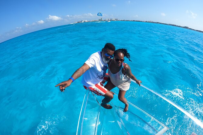 1-hour Clear Boat Tour in Nichupte Lagoon from Cancun - Stop 2: Reef watching and the Blanquizal sandbank