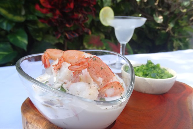 10 Experiences Tour: A Culinary Journey Through Mexico - Who guides you, and how the stories land at the table