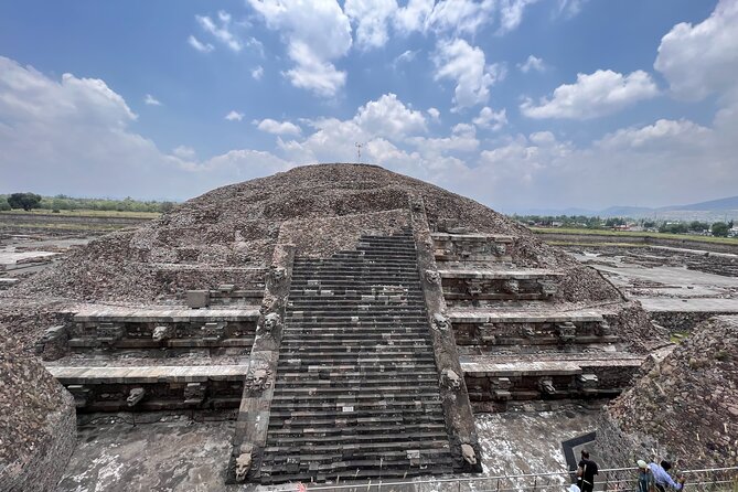 100% Private Tour in Teotihuacán Pyramids from Mexico City - The Road of the Dead: what you will actually see