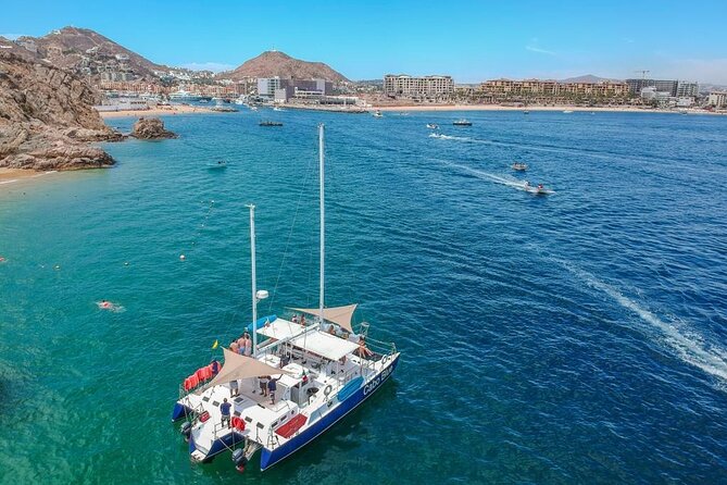 3 hour Snorkeling and Catamaran in Cabo San Lucas - Arch of Cabo San Lucas: your best photo stop, plus the coastal “extras”
