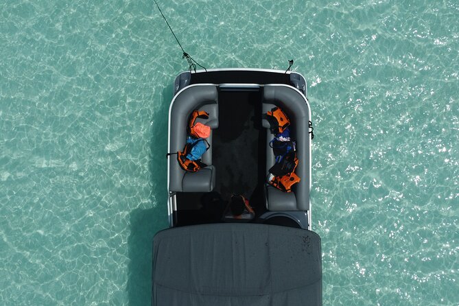 3 hr Pontoon Tour with access to Beach Club and Free Kayaks - Key Highlights at a Glance