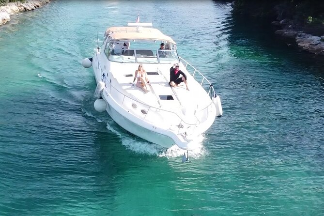 4 hours - Private 48ft Yacht all inclusive in Tulum and Playa del Carmen - Private 48ft Yacht Time, Not a Crowded Day Trip