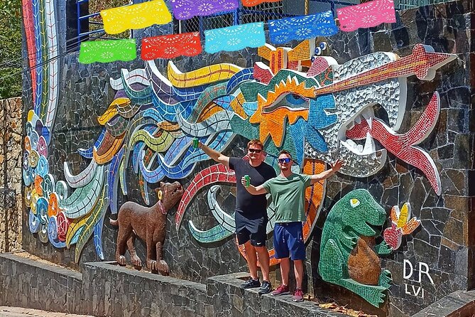 4 or 6Hr Discover Acapulco With a Fun Guide, Diver Show,Mex Lunch - Getting picked up, then riding in A/C with a small group