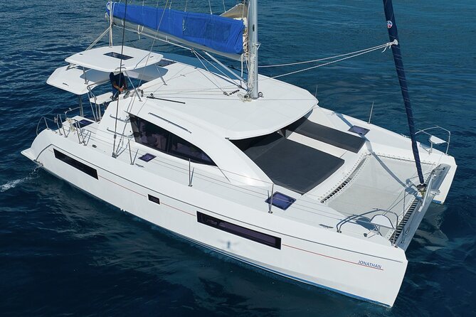4H Lux 40' Catamaran All-Inclusive in Tulum and Playa del Carmen. - The Fishing Option: Fun Add-On, Not the Whole Day