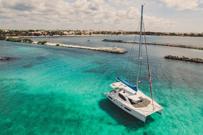 4H Luxury 44' Catamaran All-Inclusive in Tulum & Playa del Carmen - Snorkeling with sea turtles, or just enjoy the anchored day
