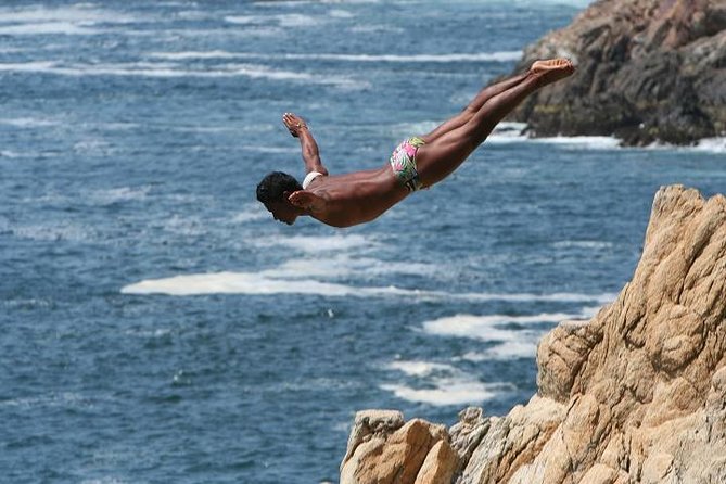 4hr Fun Guide Tour For Cruisers or Hotels Guests with Divers Show - What You’ll Learn and How the Guide Helps You Enjoy the Day