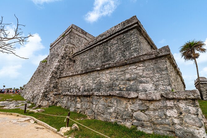 4x1: Coba, Cenote, Tulum and Playa del Carmen Tour from Cancun - Stop 4: Playa del Carmen and 5th Avenue in short free time