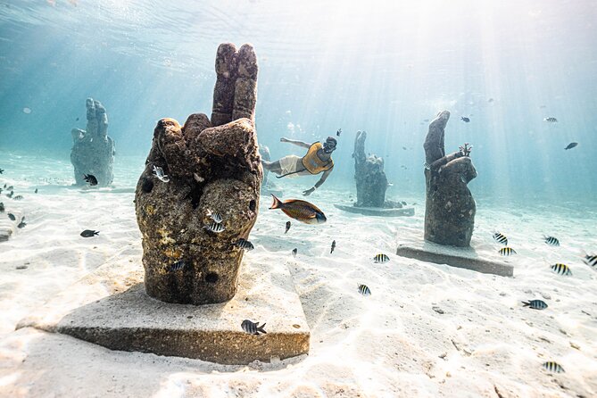 5-in-1 Cancun Snorkeling Tour with Sea Life & Transport Included - The small boat and group size make a difference