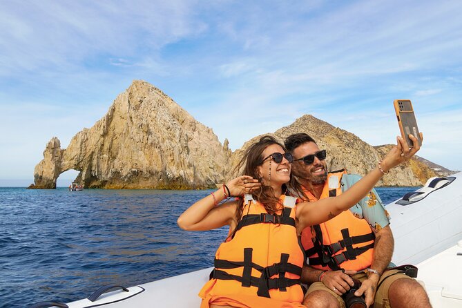 6-Hour Guided City and Cruise Tour of Los Cabos with Lunch - Small group pace, max 12, and why the day can feel tight