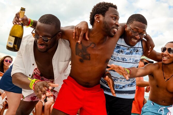 Adults Only Hip Hop Sessions Boat Party Cabo San Lucas - Who this adults-only hip hop boat party suits best
