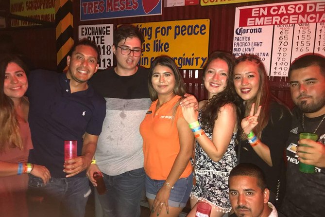 All you can drink- Club Crawl Los Cabos - Stop 2 (11:00 pm to 12:50 am): party center walk-through and second club momentum