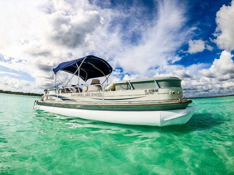 Bacalar: 3-hr Pontoon Boat Tour with Beach Club + Kayaks - The free kayaks: one hour that feels like a bonus