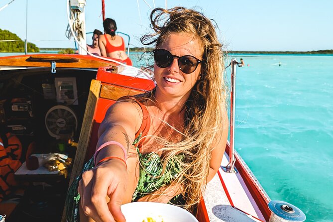 Bacalar: 4hr Private Sailing Tour with Guacamole & Drinks - Guides, Safety, and the Human Touch (Héctor, Franco, Miquel)