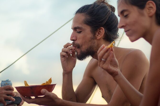 Bacalar: 4hr Private Sailing Tour with Guacamole & Drinks - Getting to Jardín de Venus and Making the Most of Your Time