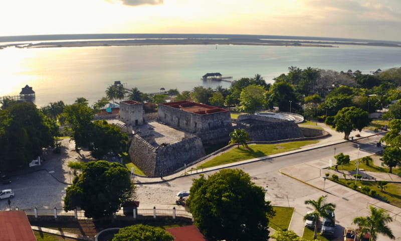 Bacalar: Lagoon, Pirate Canal, Stromatolite Day Trip w/Lunch - Cenote Negro: short guided time with big color payoff