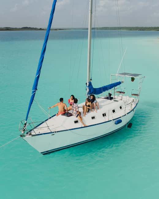 Bacalar Lagoon Sailing Tour with Open Bar and Mexican Lunch - Why sailing Bacalar feels different (and better)