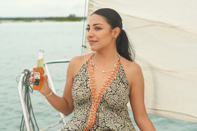 Bacalar Lagoon Tour Open Bar With Pick Up - Open bar on a small boat, with snack breaks that keep it fun
