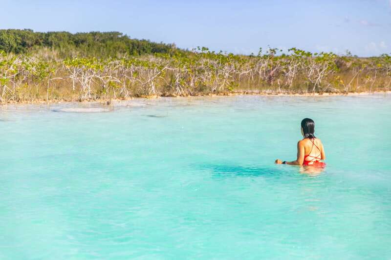 Bacalar: Private Sailboat Tour with Lagoon Swimming - Food, drinks, and the practical stuff that makes swimming work