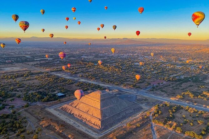 Balloon flight + Breakfast in cave + Pyramids + Pick up CDMX. - Check-In, Weight, and Balloon Assignments: What Actually Happens Before You Fly