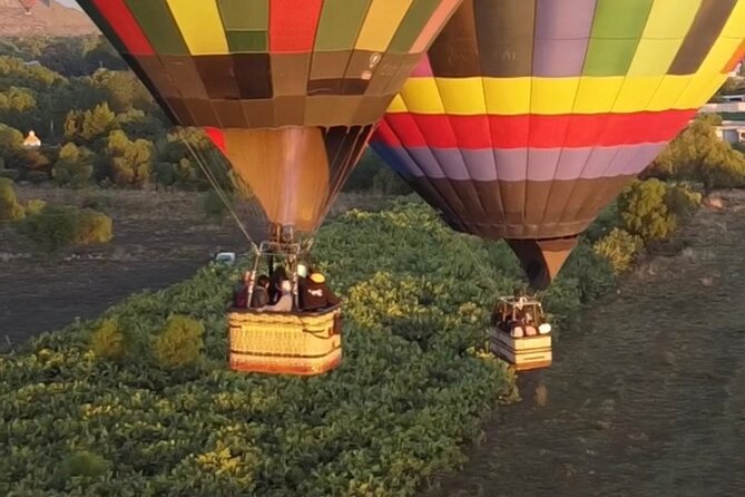 Balloon flight + pick up in CDMX + Breakfast in Cave + Pyramids - Breakfast in La Cueva Teotihuacán: the highlight, with real food odds