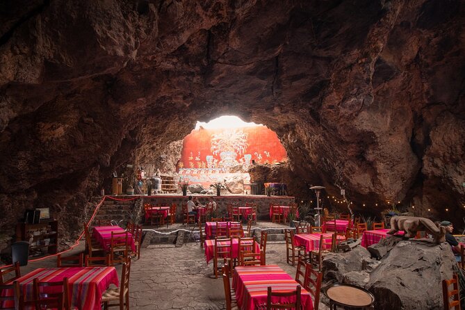 Balloon Flight with Breakfast in a Natural Cave and Transportation from CDMX - Sunrise Hot Air Balloon Over Teotihuacan, Then La Cueva Brunch