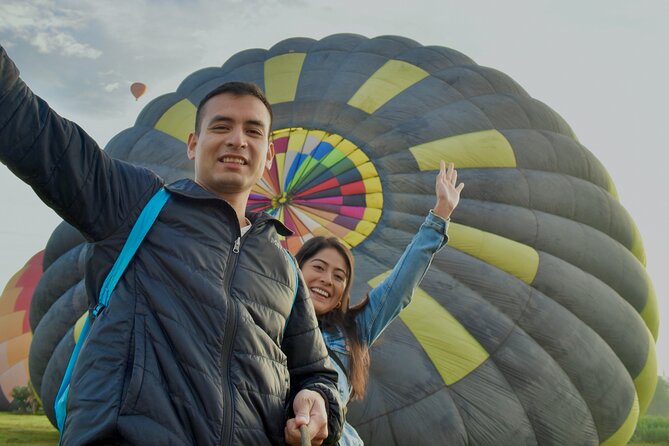 Balloon flight with breakfast in Cave and Pyramids tour from CDMX - San Martin de las Piramides: mezcal, tequila, and the mini workshop stop