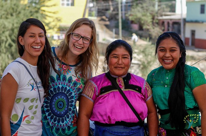 Bucerias Cultural Day Tour: Local Artisans, Handcrafts and Mexican Lunch - Small group setup: private tour feel, max 13 people