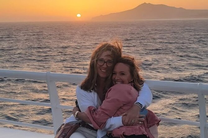 Cabo Arch Sunset Yacht Tour - Dinner & Drinks — Up to 18 Guests - Price and Value: Is $999 Per Group a Deal?