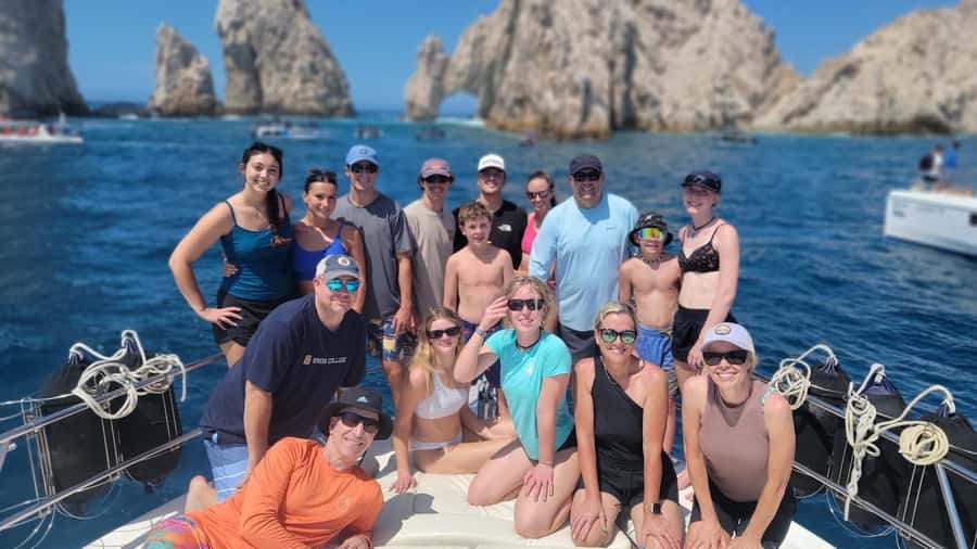 Cabo: Arch, Whales, Snorkel Tour - Food & Drinks 1-20 people - Key points to know before you book