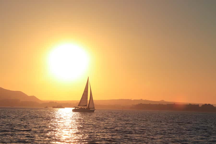 Cabo Luxury Sunset Sailing Adventure with Open Bar - Why Cabo sunsets feel different from a sailboat deck