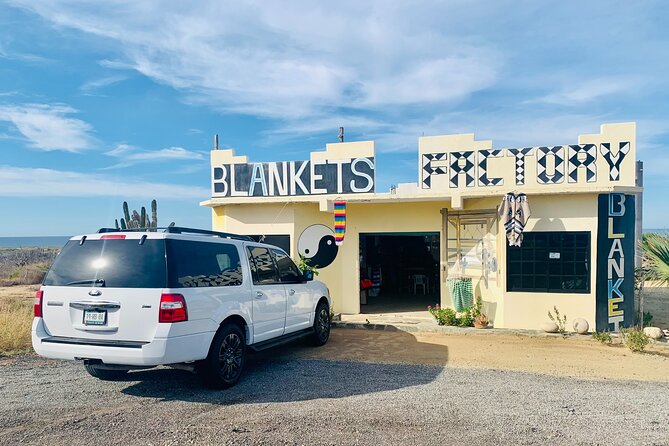 Cabo Private Transportation to Cabo - Drinks, Clean SUVs, and Help With Luggage