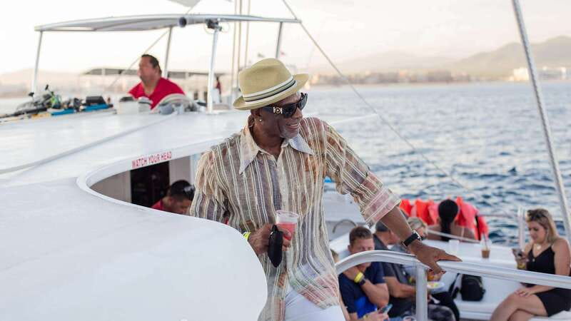 Cabo San Lucas: 2 Hour Sunset Cruise with Food and Wine - Who this cruise fits best, and who might want something else