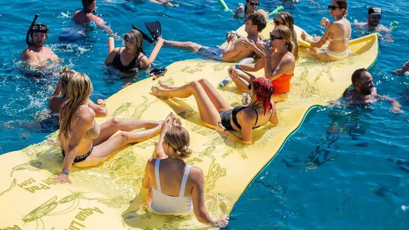 Cabo San Lucas: 4-Hour Snorkeling Cruise with Open Bar - Should you book this Cabo San Lucas snorkeling cruise?