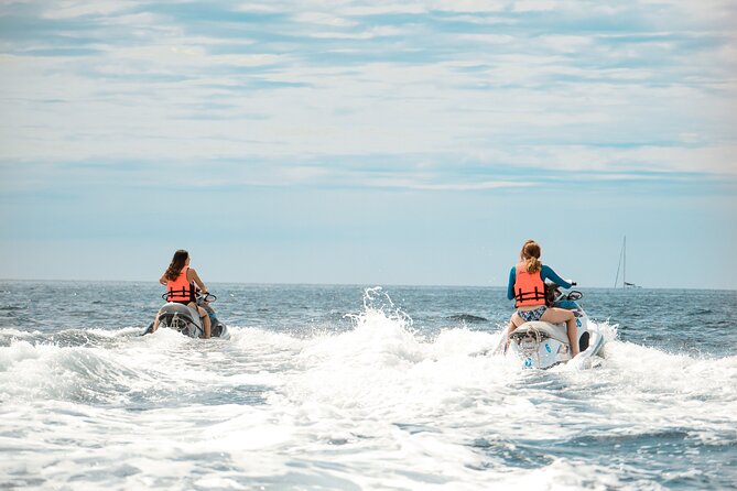 Cabo San Lucas Jet Ski Rental - A 30-minute jet ski sprint in Cabo San Lucas Bay