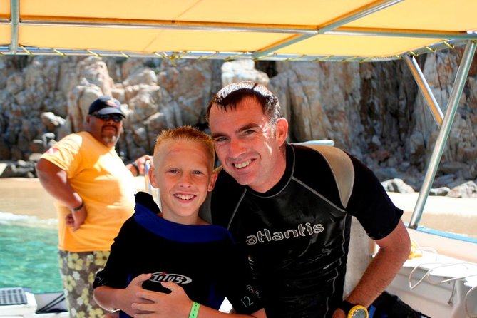 Cabo San Lucas Short Snorkeling Tour with Divemaster Guide - Gear, life jackets, and wetsuits: staying comfortable in Cabo waters