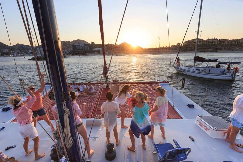 Cabo San Lucas: Snorkel, Lunch and Sail Experience - Lunch on deck, and why the tacos matter more than you think