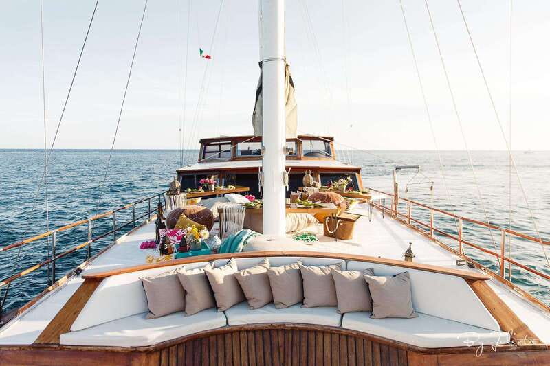 Cabo San Lucas: Sunset Yacht Cruise w/Chef Dinner & Open Bar - Who should book this Cabo sunset cruise