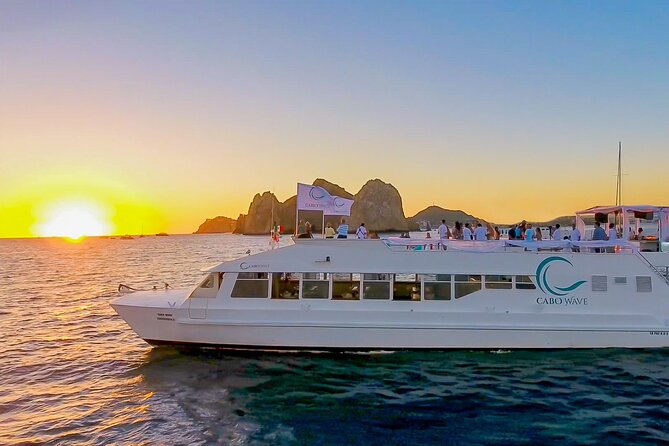 Cabo Sunset Dinner Cruise with Live Music & Open Bar on Cabo Wave - Who this cruise is best for, and who should think twice