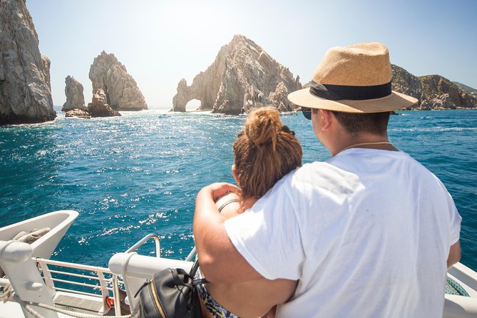 Cabo Whale Watch Three-Level Vessel and Majestic Arch - Price and logistics: what $95 covers, and what to budget