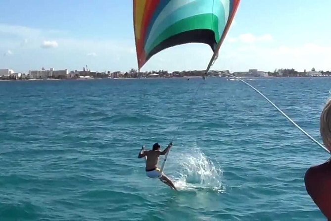 Cancun Adults Only Party Cruise to Isla Mujeres with Open Bar - Private Beach Club Lunch on Isla Mujeres: Food, Facilities, and Comfort