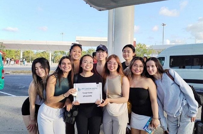 Cancun Airport Private Transfers to Cancun 15 Miles - Cars, communication, and what “spotless and smooth” looks like