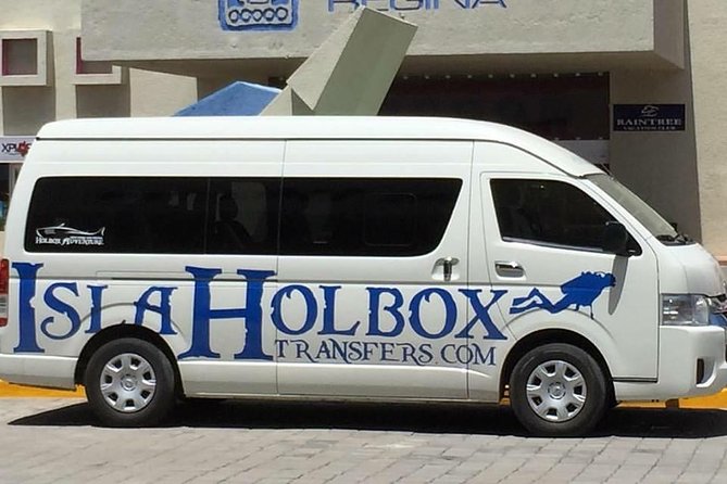 Cancun Airport to Holbox Transportation Private - The air-conditioned van ride to Chiquila port