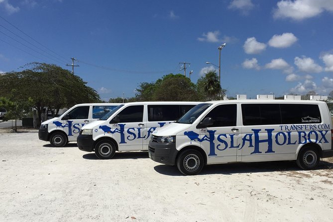 Cancun Airport to Holbox Transportation Private - Finding your driver at Cancun airport: terminals matter