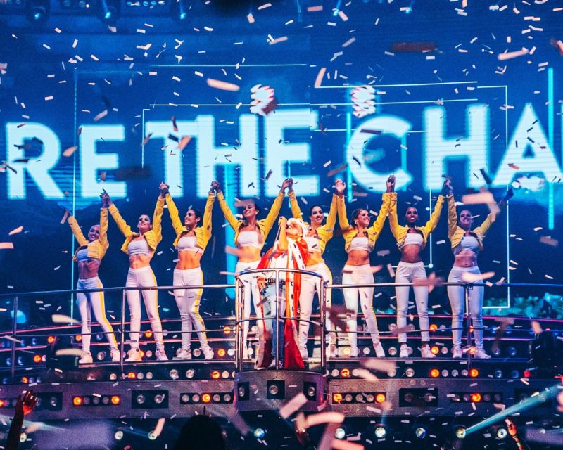 Cancun: Coco Bongo Nightclub Experience - Entering Coco Bongo: Confetti, Lights, and the Feeling of Being Pulled Into the Show