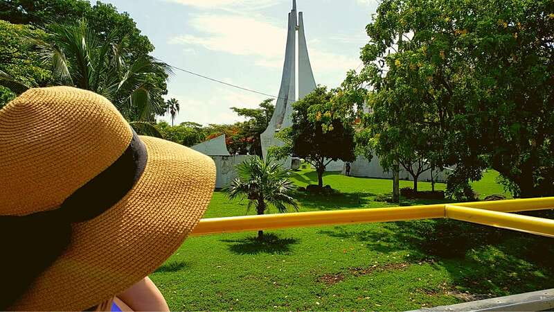 Cancun: Guided City Tour with Shopping by Double Decker Bus - Key highlights you should care about