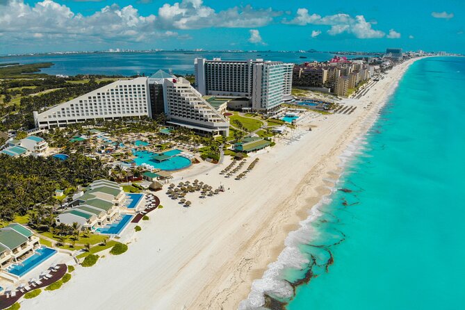 Cancun Guided Sightseeing, Shopping and Tasting Tour - Letras Cancun “El Mirador” and Playa Delfines: your quick panoramic payoff