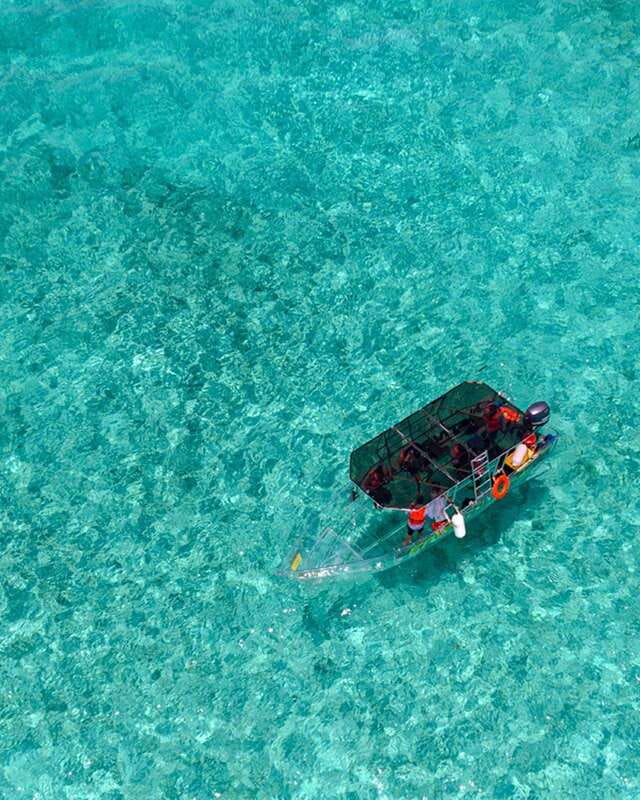 Cancún: Nichupté Lagoon Transparent Boat Tour with Drinks - Nichupté Lagoon Transparent Boat Tour: Quick Take