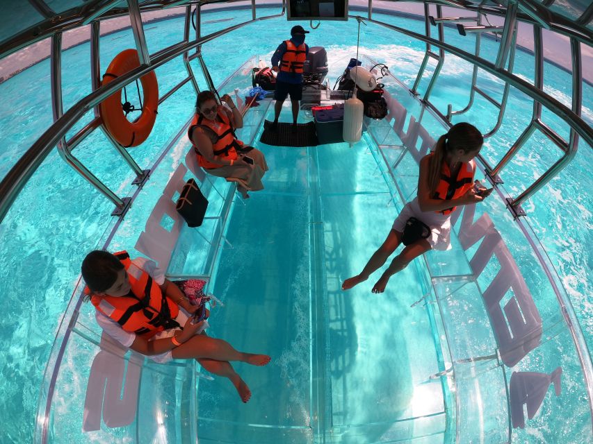 Cancún: Nichupté Lagoon Transparent Boat Tour with Drinks - Photo Stop for 10 Minutes: Turn the Clear Water Into Real Keepsakes