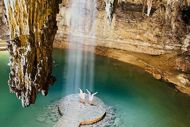 Cancun Private Driver - Building your perfect Cancun day: cenotes, Chichen Itza, and beach time