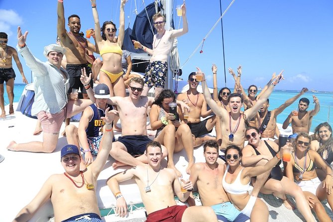 Cancun Sailing Catamaran Islas Mujeres With Luxury Beach Club - Exploring Isla Mujeres center for 1.5 hours: go short, then go smart